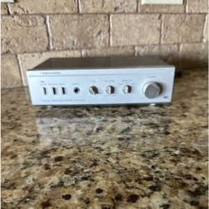 VINTAGE Realistic SA-150 Integrated Sterio Amplifier, Cool Amp.